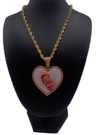 14kt gold chain and picture pendant